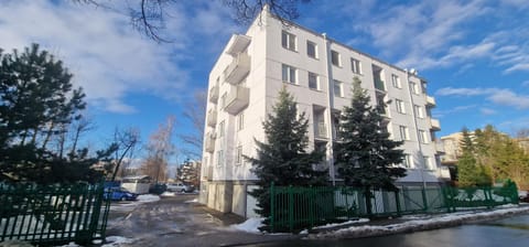 Property building, Street view