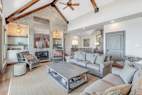 MG3083: 3083 Marshgate House in Seabrook Island