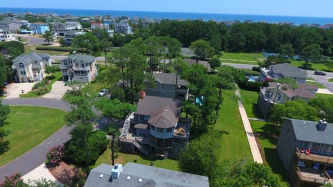 Soundside, Hot Tub, Community Pool, Community Tennis, 534, Play On House in Corolla