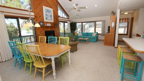 Soundside, Hot Tub, Community Pool, Community Tennis, 534, Play On House in Corolla