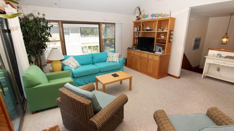 Soundside, Hot Tub, Community Pool, Community Tennis, 534, Play On House in Corolla