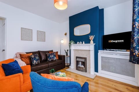 Living room, Seating area, flat iron