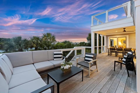 SI3721: 3721 Seabrook Island Road House in Seabrook Island