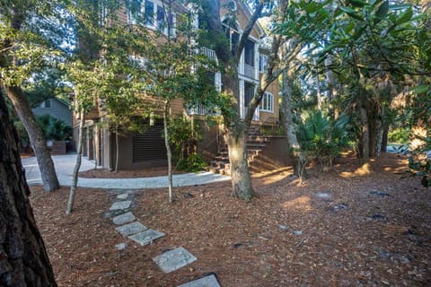 LOW374: 374 Low Oak Woods House in Kiawah Island