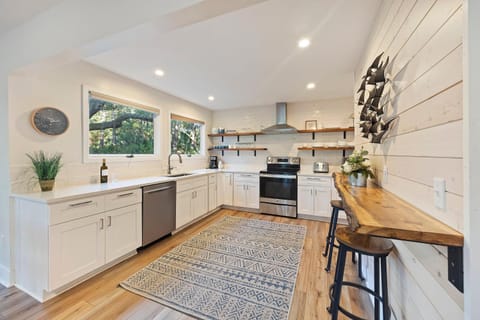 MG3080: 3080 Marshgate House in Seabrook Island