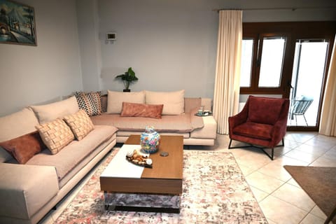 George Living House Apartment in North Macedonia