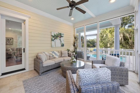HH2482: 2482 High Hammock Road House in Seabrook Island