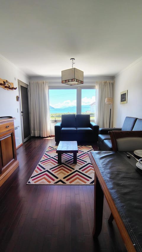 Natural landscape, Living room