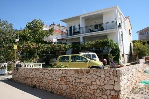 Property building, Facade/entrance, Balcony/Terrace, Sea view