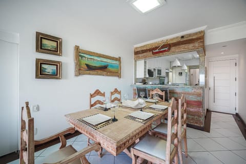 Communal lounge/ TV room, Living room, Dining area