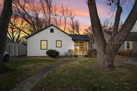 Urban Oasis Cozy Home Near Downtown with Game Room and Firepit House in Evansville