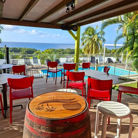 Patio, Property logo or sign, On-site shops, Balcony/Terrace, Lounge or bar, Pool view, Entertainment