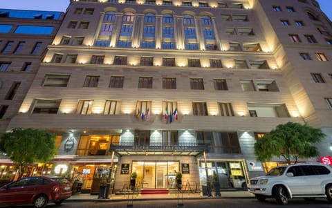 Property building, Facade/entrance