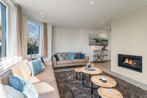 Living room, Seating area, flat iron