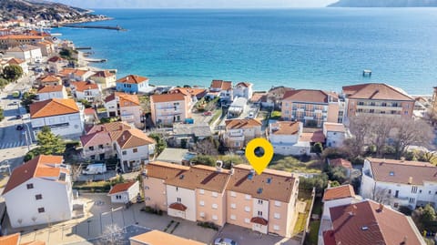 Luxuriöses Apartment 100 Meter Strand Apartment in Lika-Senj County