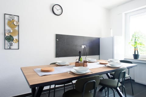 TV and multimedia, Dining area