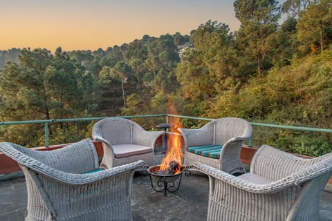 Patio, Spring, Day, Natural landscape, View (from property/room), Balcony/Terrace, Living room, Seating area, sunbed