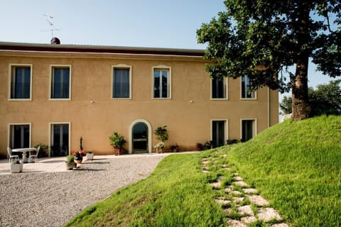 Property building, Patio, Day