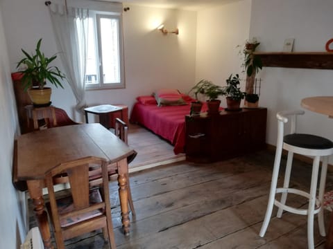 Living room, Seating area, Bedroom