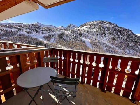 Les terrasses d Isola B avec parking couvert inclus proche des pistes et de la galerie, résidence récente Apartment in Isola