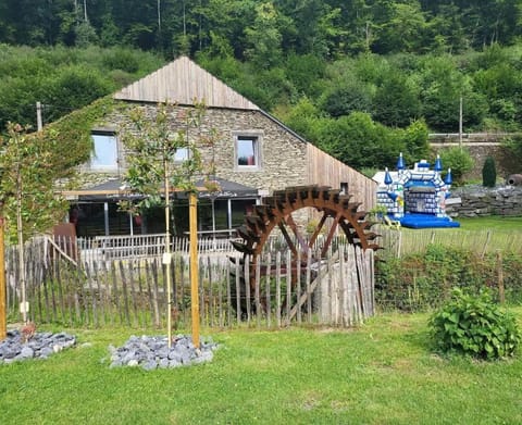 Moulin de la Rayère House in Wallonia, Belgium