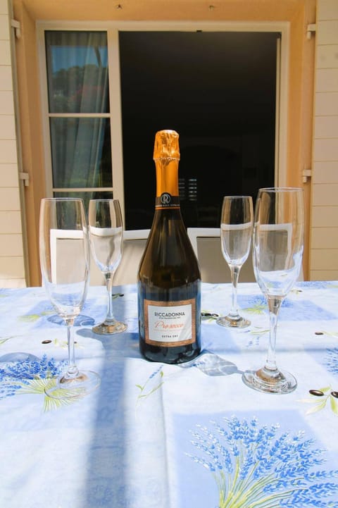 GASVERO Maison climatisée dans domaine privé avec piscine Villa in Gassin