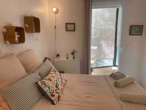 Charming Studio to Venelles 10 minutes from Aix Apartment in Aix-en-Provence