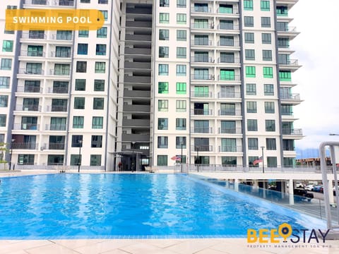 Property building, Swimming pool