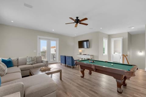 Good Day Sunshine House in Miramar Beach