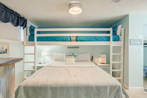 Sugar Beach 301 by Vacation Homes Collection Apartment in Orange Beach