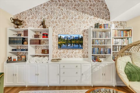 Dogwood Place House in Anderson Island