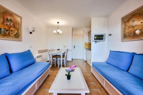 Bed, furniture