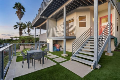 CBS-2369 - Cardiff Panoramic Paradise House in Cardiff