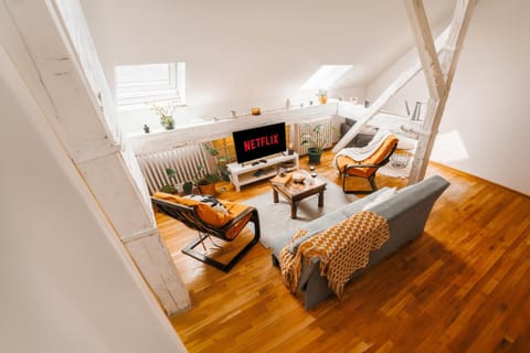 TV and multimedia, Living room