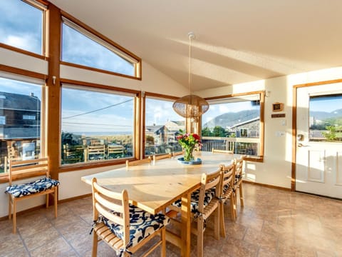 Sitka House MCA#1354 House in Manzanita