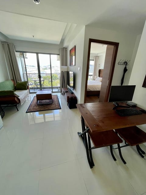 Living room, Dining area, Bedroom