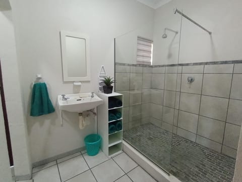 Sue's Self Catering Stilbaai Apartment in Western Cape