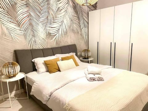 Bed, Bedroom, wardrobe