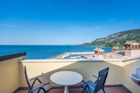 ApartmentsGarda - Baia Del Garda 5 Apartment in Garda