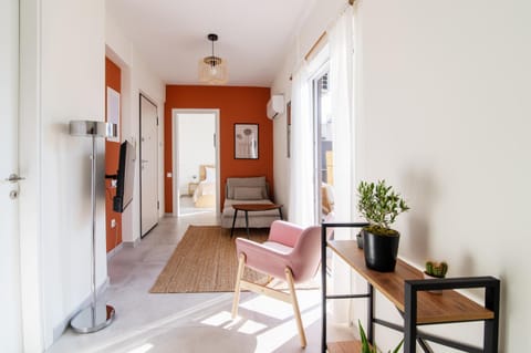 Living room, Photo of the whole room, Seating area