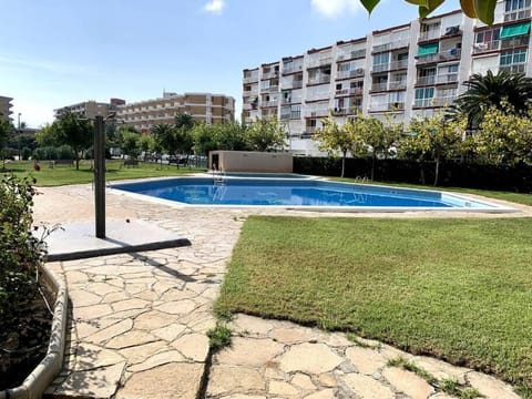 Garden, Swimming pool, Swimming pool