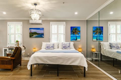 Pet-Friendly Studio 6 Mi to Jupiter Beach Park! Apartment in Jupiter