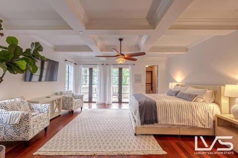 LVS Villa Alba- Walk2LasOlas, HeatedPool, RoofTopTerrace House in Fort Lauderdale