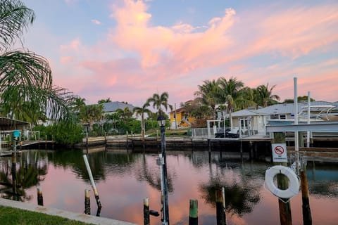 Sapphire Shores House in North Naples