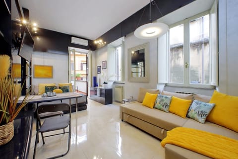 Bed, Seating area