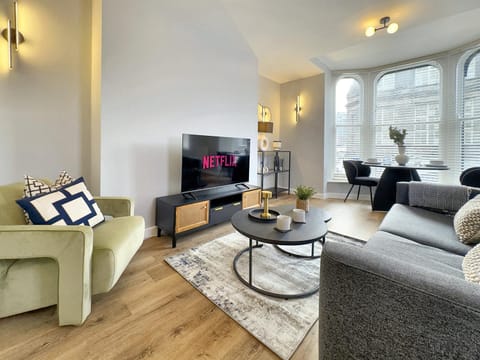 Harrogate House Apt 2 - Stylish Central Flat Apartment in Harrogate