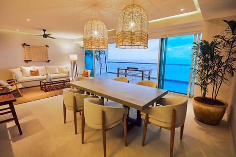Kitchen or kitchenette, Living room, Dining area, Sea view