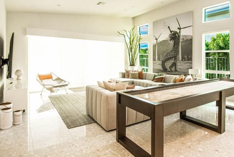 Indian Wells Luxury w Private Pool & Shuffleboard House in Indian Wells