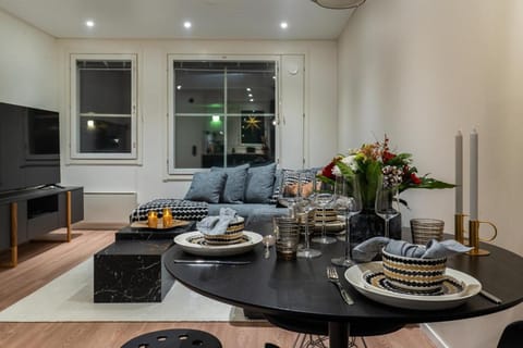 Food and drinks, Dining area