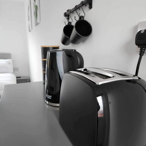 Payne’s Pad Vacation rental in Poole